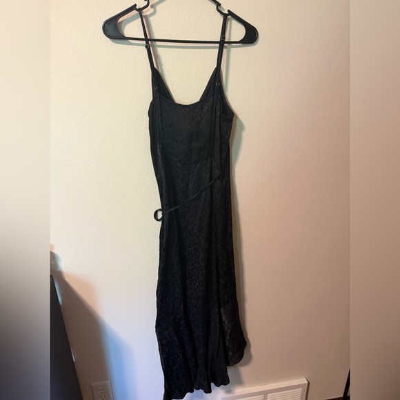 Abercrombie & Fitch Black Midi Dress - Picture 5 of 11